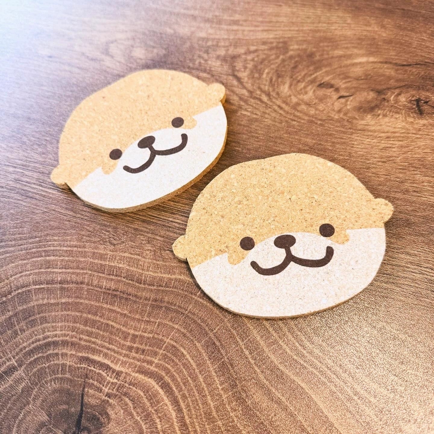 Shine Otter Cork Coaster – Absorbent & Insulated